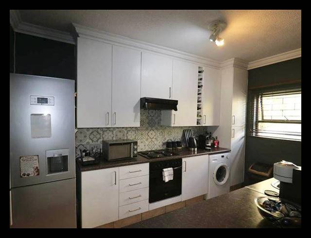 2 BEDROOM TOWNHOUSE FOR SALE IN DOUGLASDALE